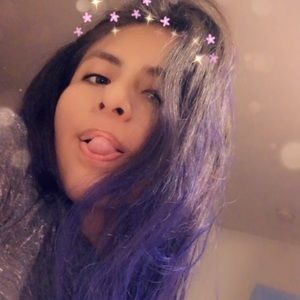 Let’s be friends on ig: its_yulisaa